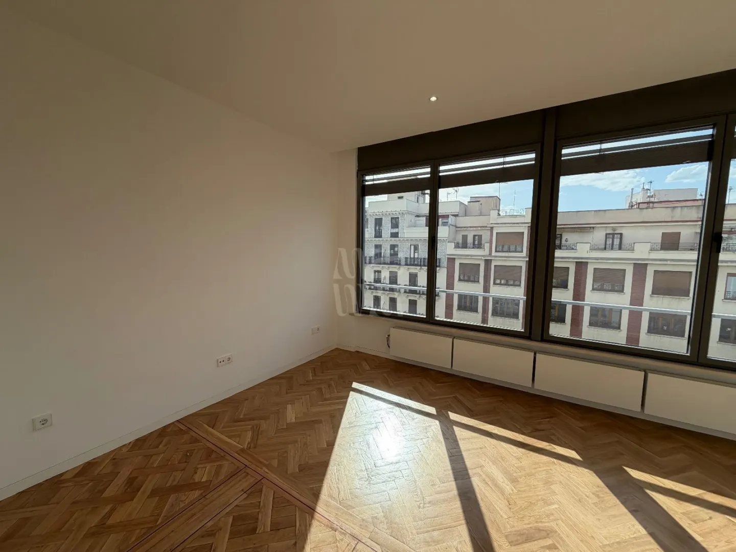 Alquiler de piso en Recoletos — foto 5